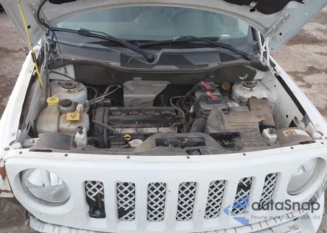 2015 Jeep Patriot Altitude Edition z USA, uszkodzony, nr VIN 1C4NJPBA3FD326104